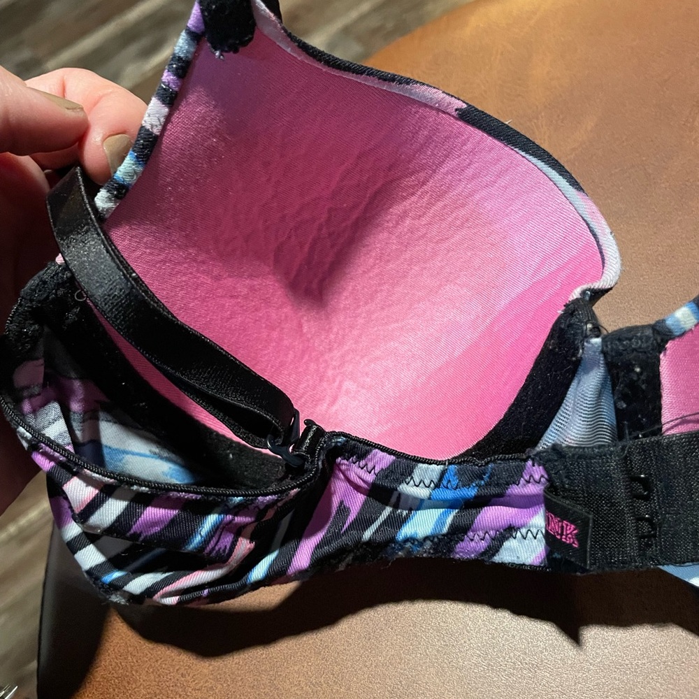 Victoria’s Secret VS PINK‎ 32B - Picture 14 of 15